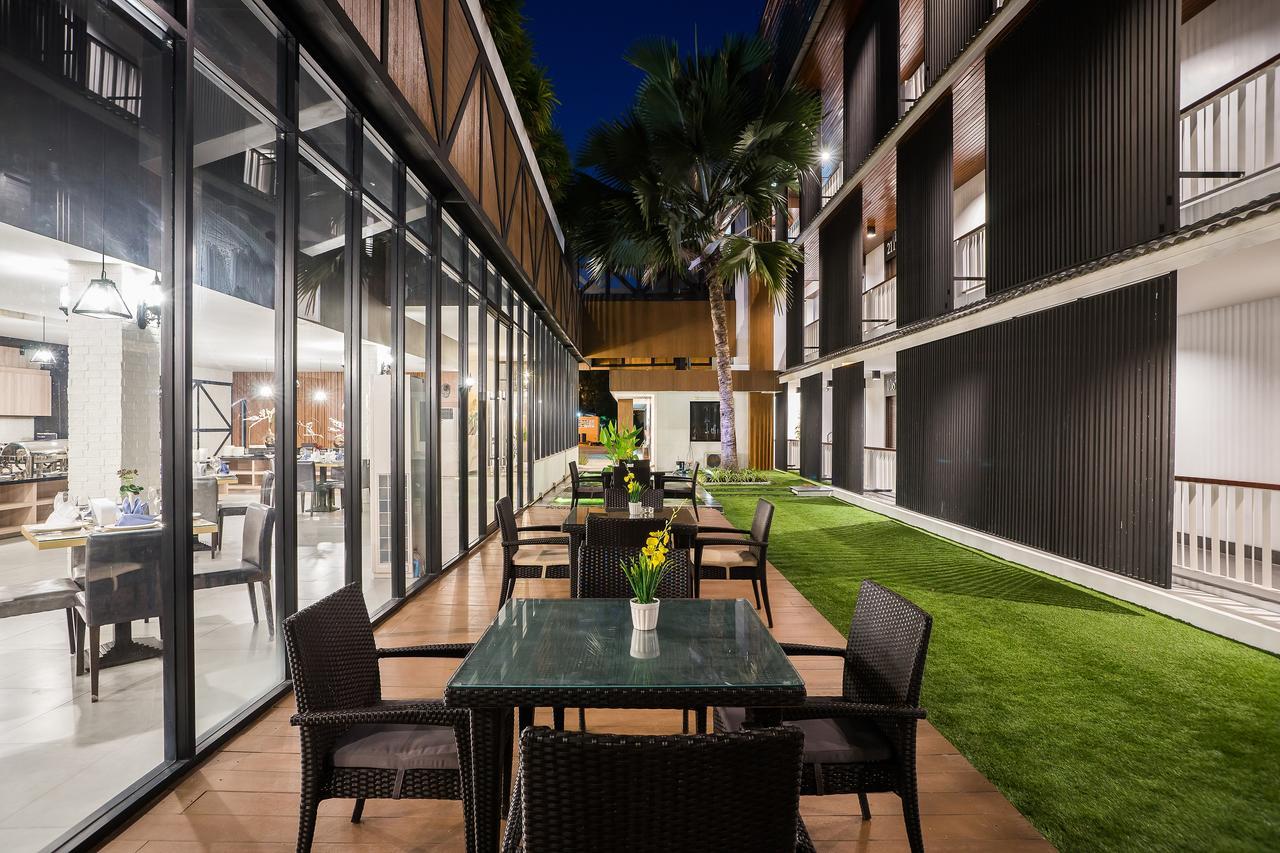 Ivory Villa City Bang Lamung Buitenkant foto