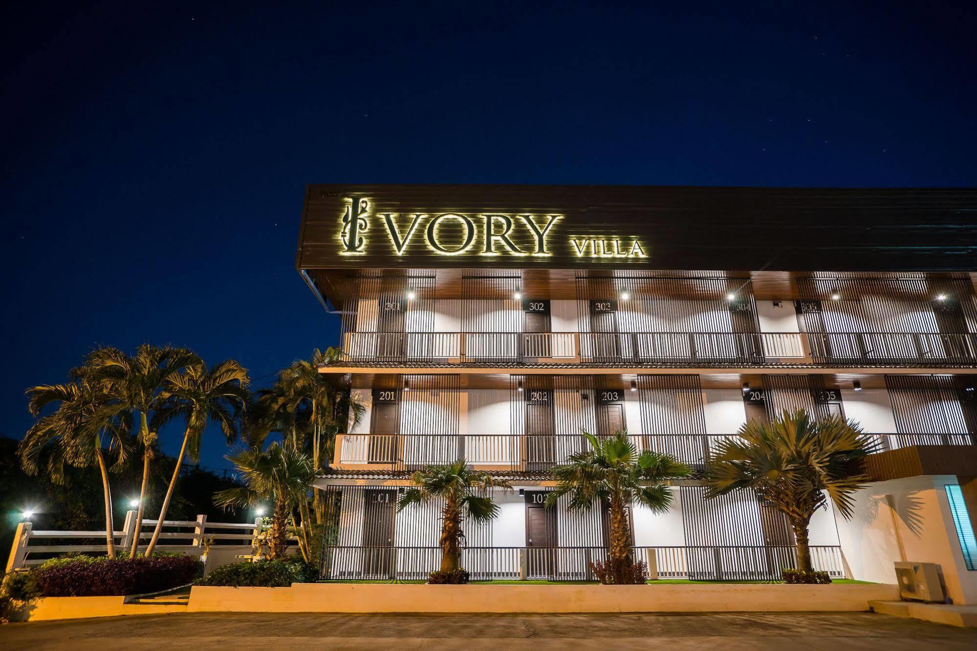 Ivory Villa City Bang Lamung Buitenkant foto